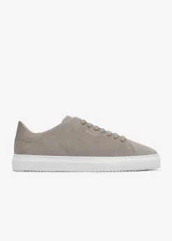Clean 90 Suede Sneaker