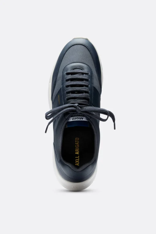 Genesis Vintage Runner