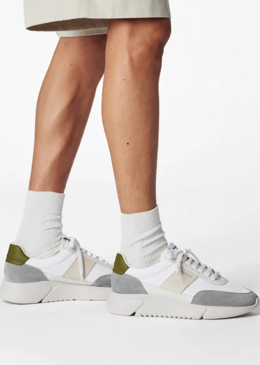 Genesis Vintage Runner